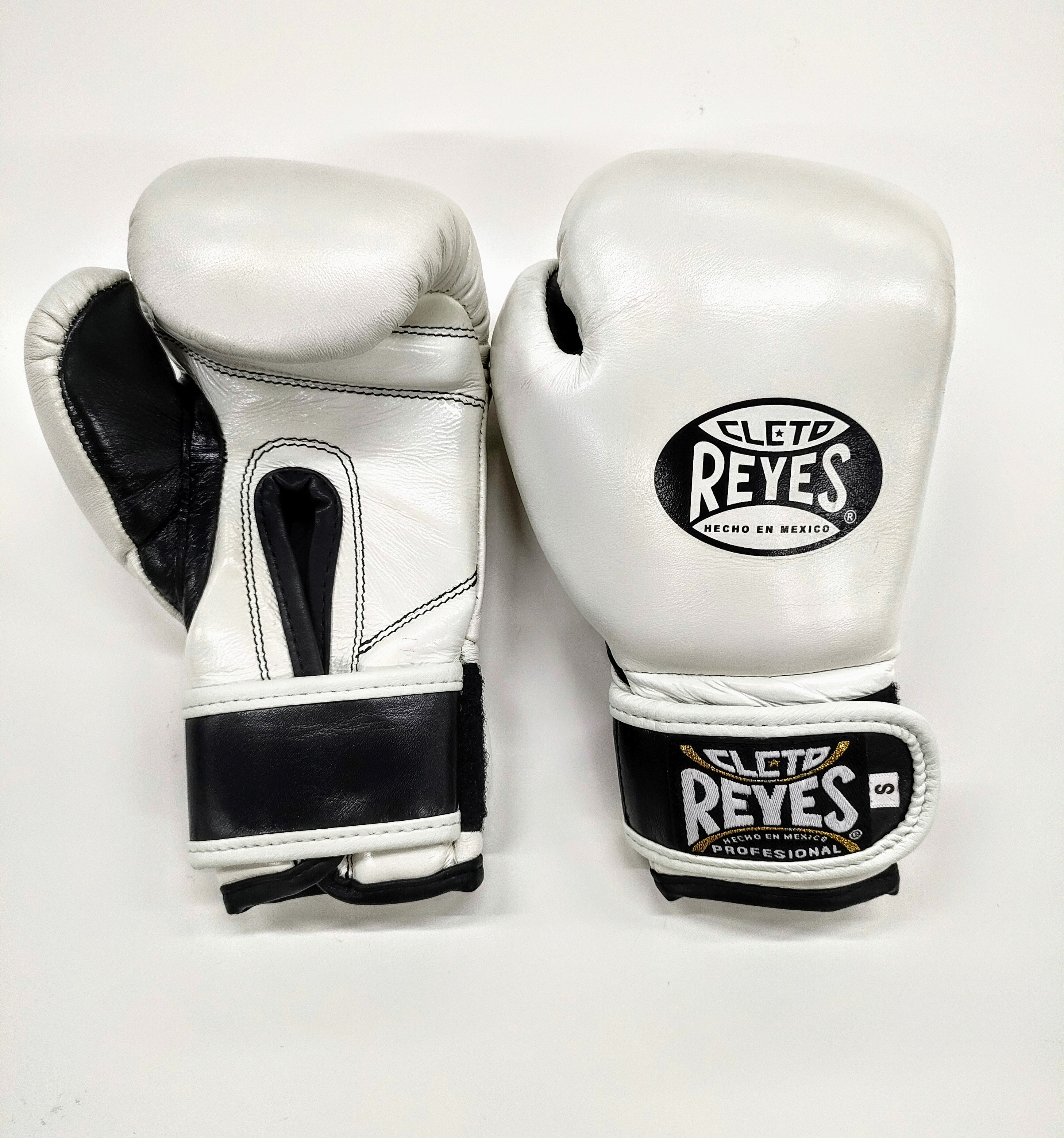 レイジェスボクシンググローブブラックレッド14オンス (Reyes レイジェスボクシンググローブブラックレッド14オンス (Reyes
