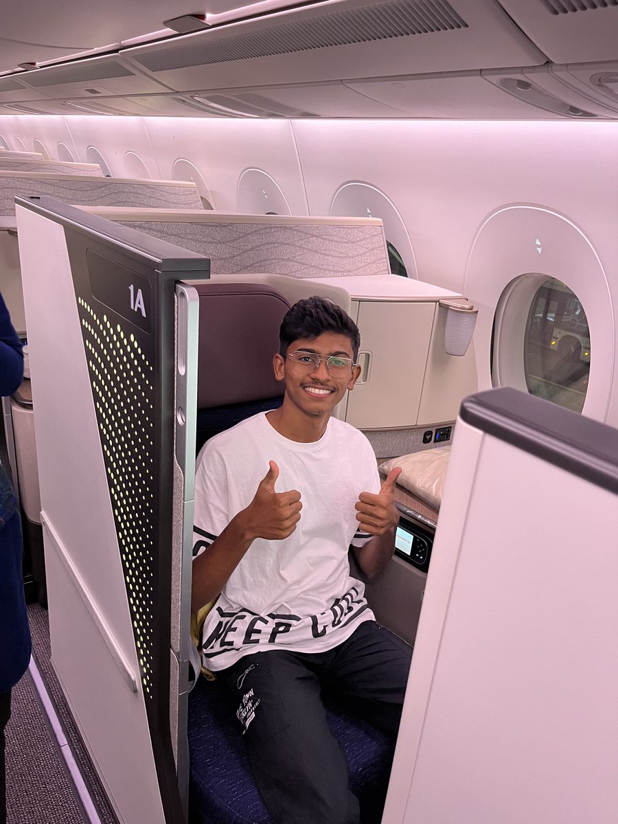 railstech11's tweet photo. Dear Crew of Air India Flight AI587,
Iam writing to express my sincere gratitude for the outstanding service provided during my recent flight. I wud really like to thnk Naiya nd crew who made this jrny so spcl nd an end to unfrgtble experience Thank you @airindia #AI350  #aicrew https://t.co/MxvhJTi2n6