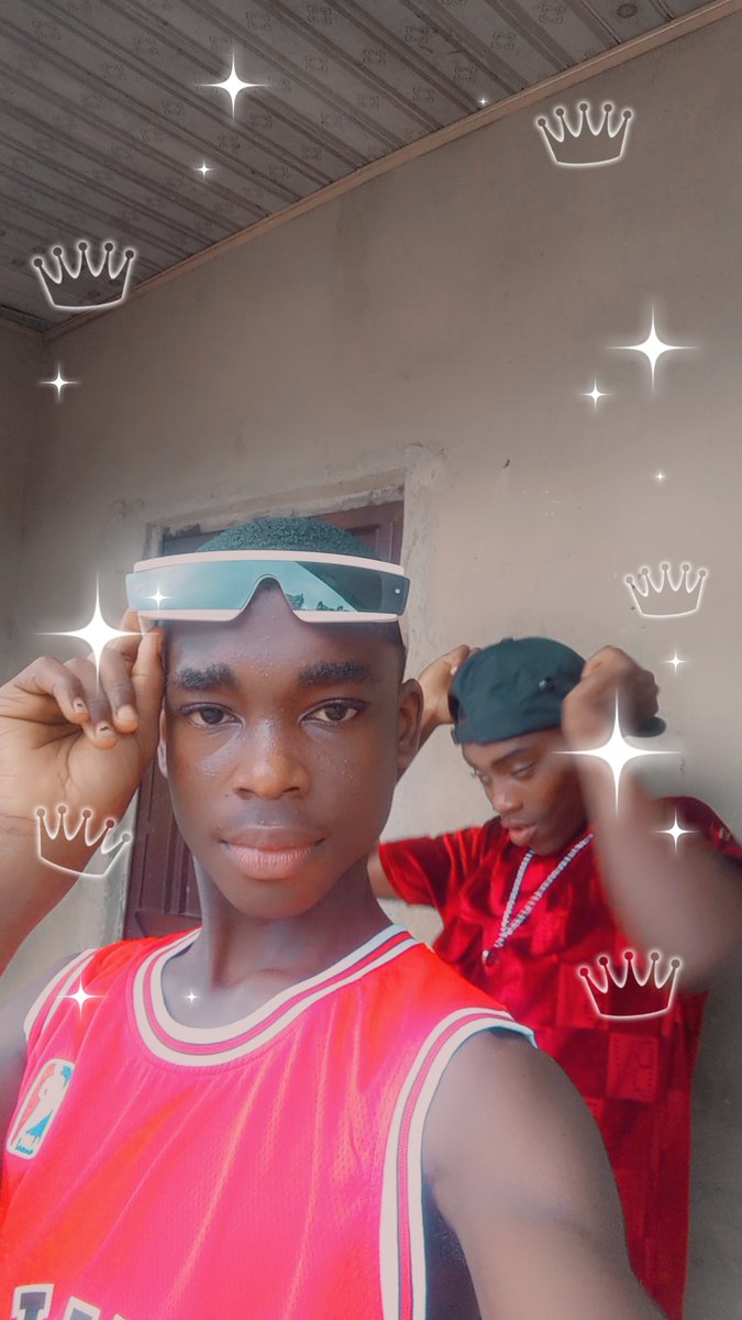 IamVCKIESGOLD's tweet photo. yaw birthday 🎂 guy happy birthday😎🥳 to me guys #foryoupageviralシ゚ @birthdday https://t.co/HeIcjifraS