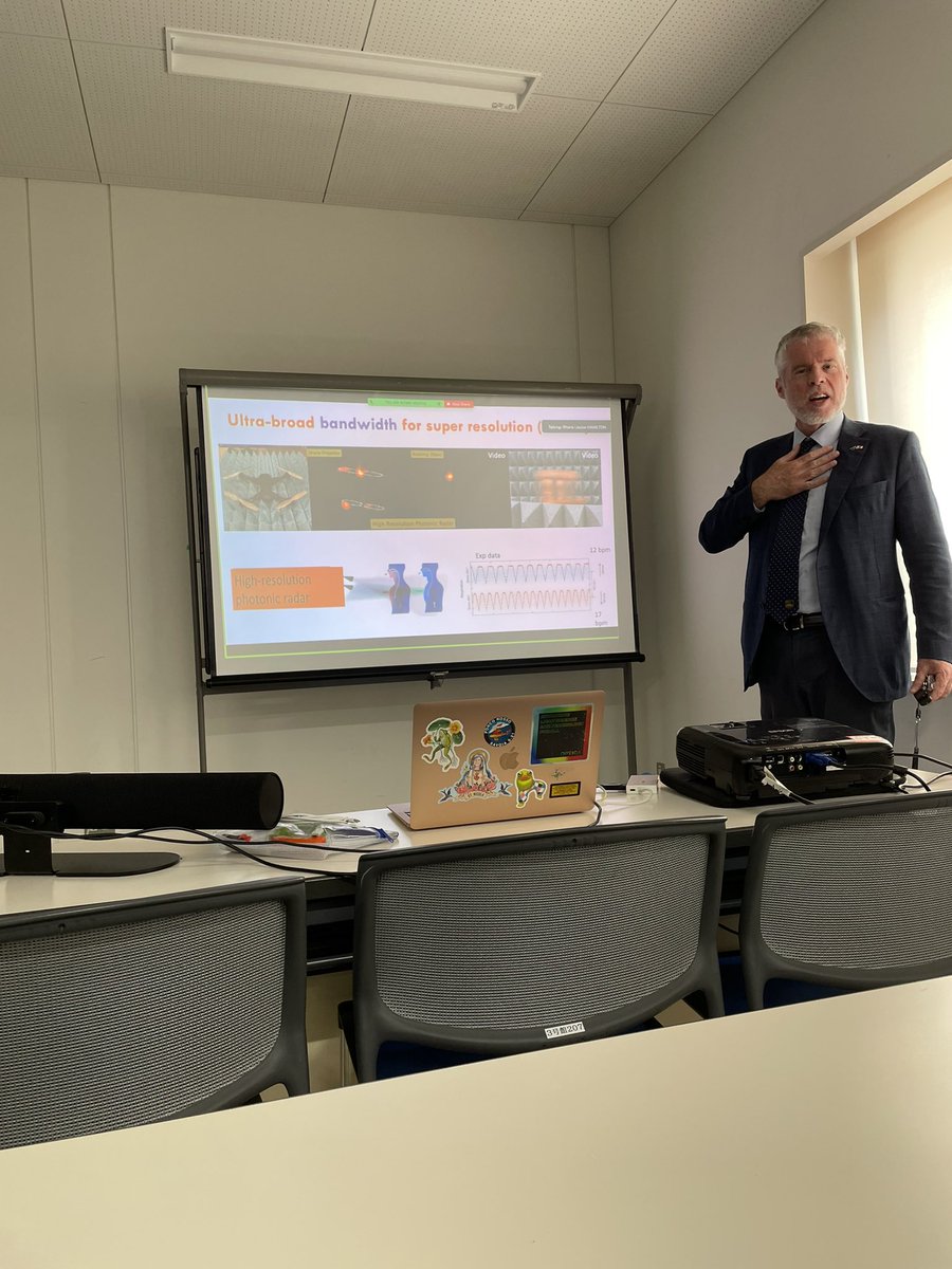 SZE YUN SET tweet media