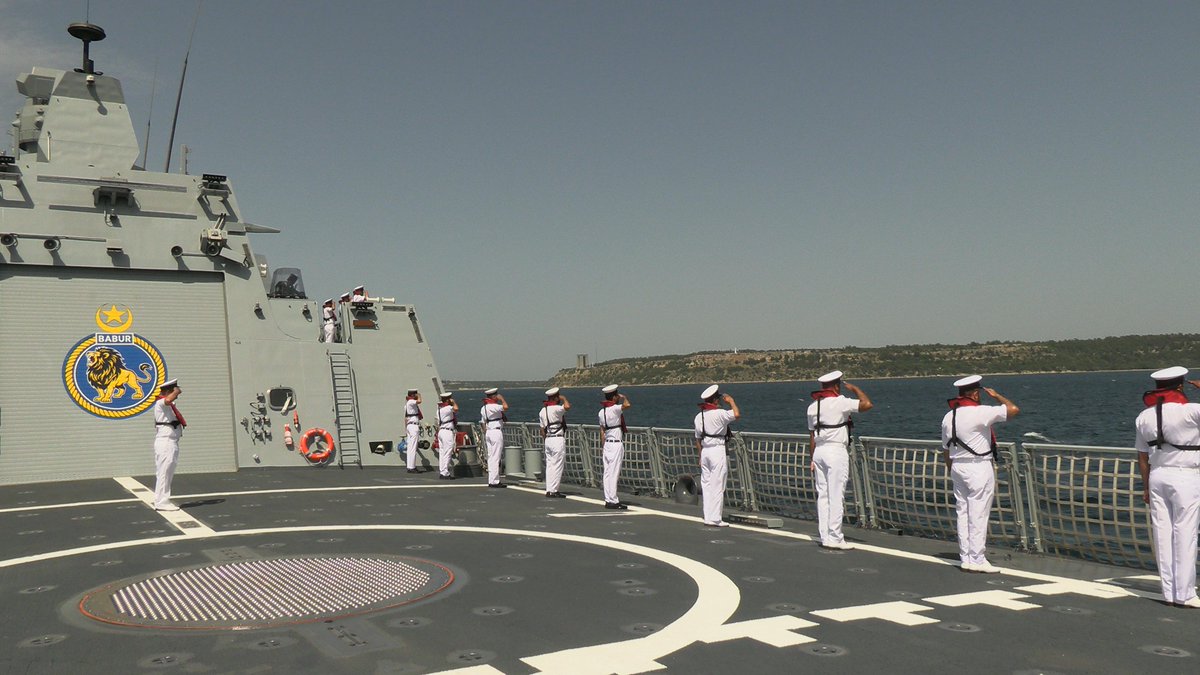 Defense_Talks's tweet photo. Turkish and Pakistani navies held joint exercises in the Eastern Mediterranean 🇵🇰🇹🇷

Pakistani Navy corvette, namely the PNS Babur, which is one of the corvettes of the Turkish MILGEM project built by the Turkish shipyard for the Islamabad Navy, is currently sailing in the Eastern Mediterranean.

https://t.co/Jw1PJ2m0bi