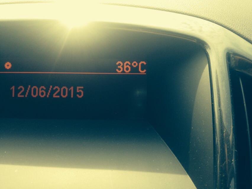 helenpimmsy's tweet photo. 9 years ago today, so much for global warming 😫 #WheresSummer #WhatSummer https://t.co/wXuTmZ2jMx