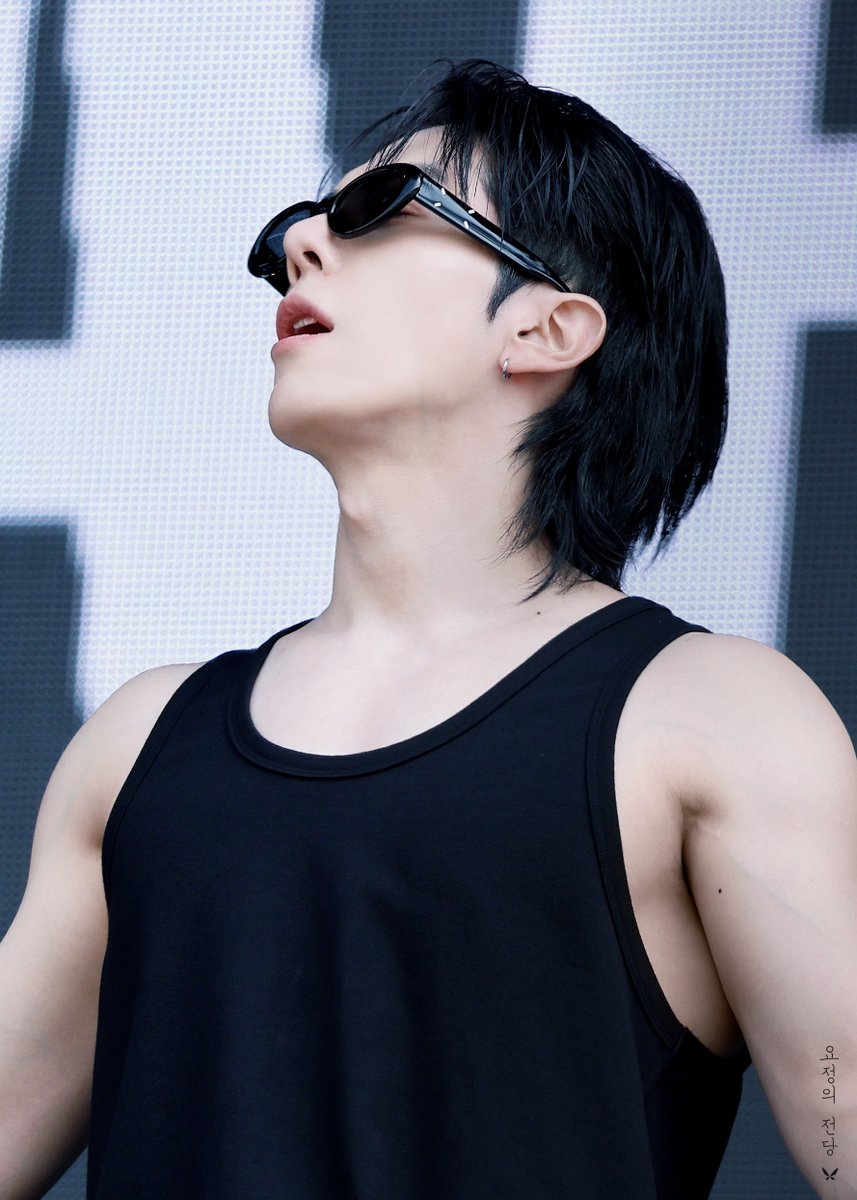 elfjaeho's tweet photo. 240609 UMF Korea

🖤😎🎵

#김재호 #김나노 #NANO #KIMJAEHO #UMF #움프 #UltraKorea @kimnanoise https://t.co/qwPL6wwv4Q