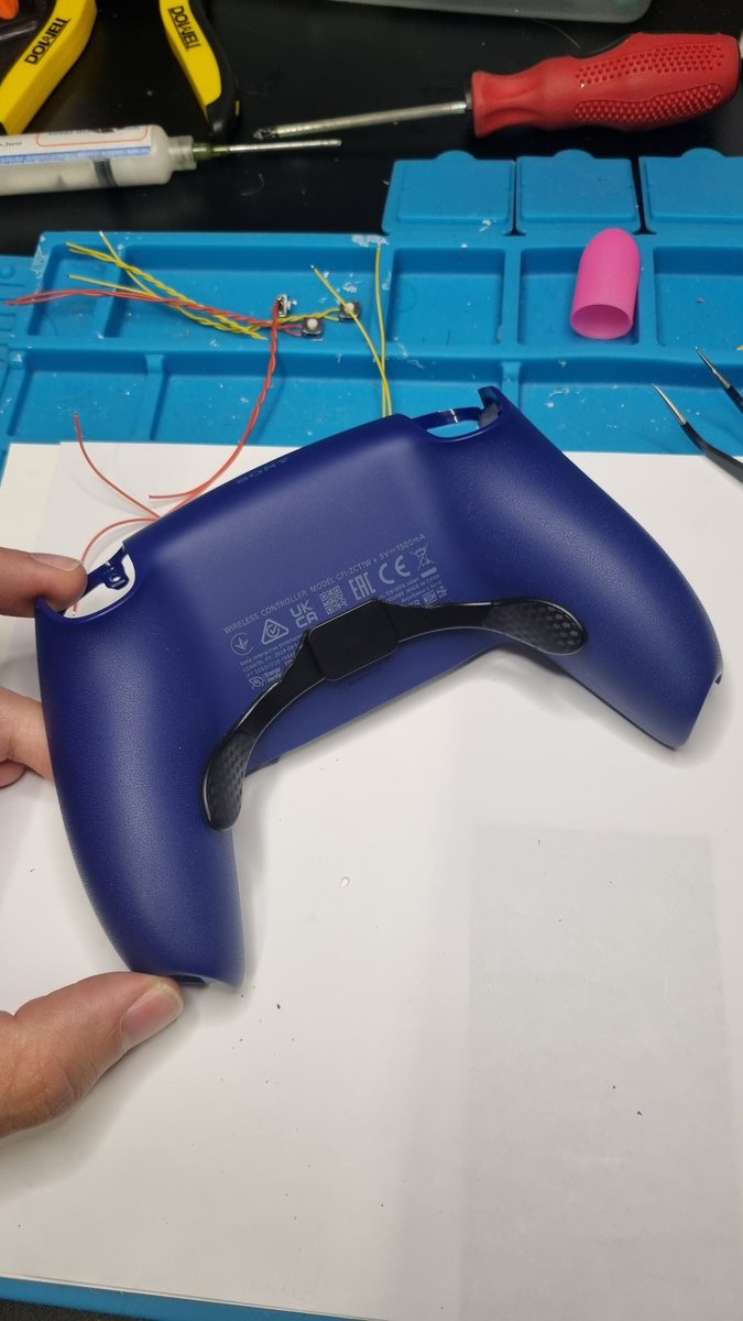 NovaCNTRL's tweet image. A sneak peak at one of our latest Nova Flex Ps5 Builds #customprocontroller #flex #ps5 #dualsense #GodMorningWednesday #controller #procontroller #scuf #aim #clicky #halleffect
