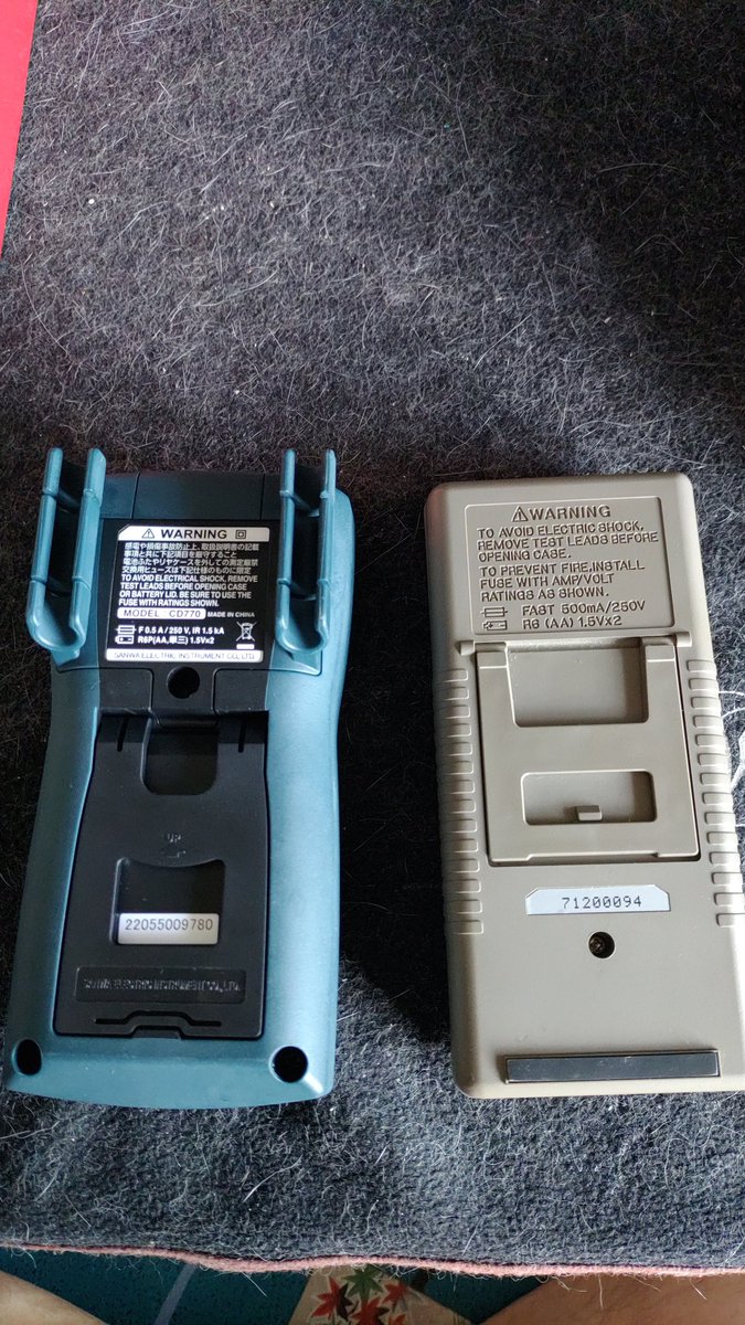 Kazurin000's tweet photo. #メルカリ からデジタルメータ届きました。通販で新品8千円台だけど、美品で5千円台はお得でした。
壊れたテスター同様、出品者も大学時代に購入して使っていたらしい。
大切に使うよ~🐱
#デジタルマルチメーター
#SANWA
#CD770 https://t.co/ktYFaBqjmA