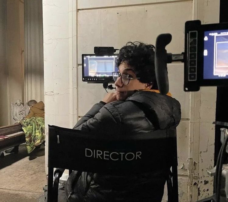 TheAliArchive's tweet photo. β¨οΈ Lockwood & Co BTS
#SaveLockwoodandCo
#AmazonSaveLockwood https://t.co/dyJBslqpdi