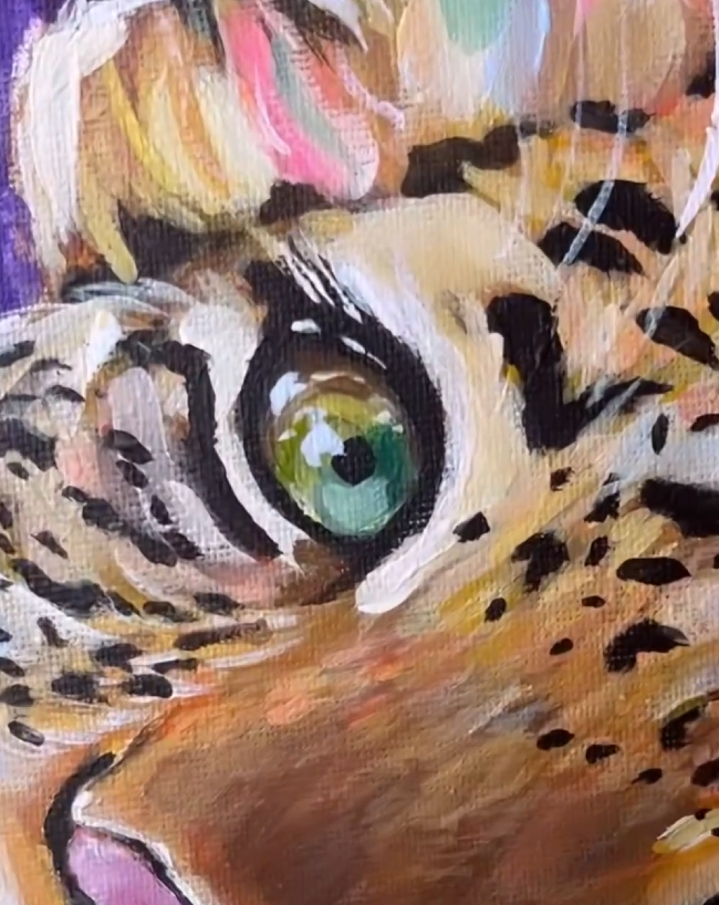YearoftheWoman_'s tweet photo. Our @yasminshimaart loves her cats, look at the beautiful detail work in the eyes. Amazing! 🐯😍🖌️ #canvas #IRLartist #artistsonx https://t.co/TLH6Amuaxs
