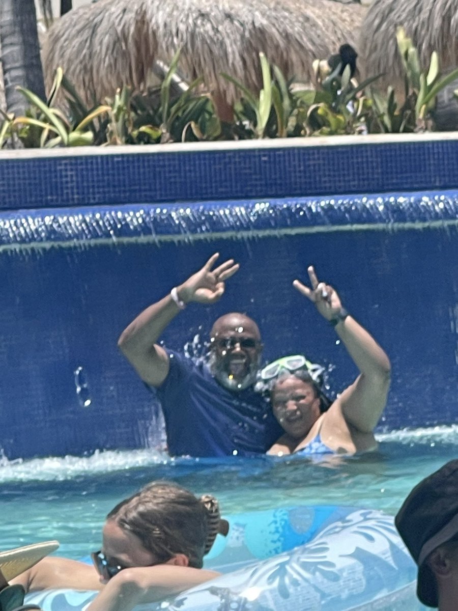 egivens's tweet photo. Great Vacation in Cancun the Iberostar Select Cancun 2024 https://t.co/DizqYC8nKW