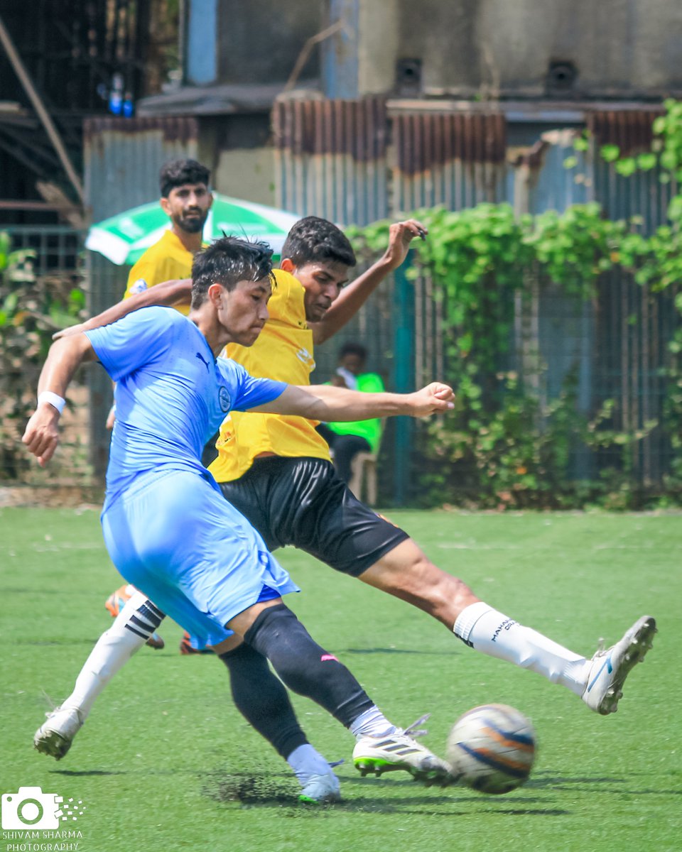 ShivamSPhotos's tweet photo. Best Portrait of #RFDL 2024 Campaign ft @MumbaiCityFC Reserve Team, Mumbai Region Group. (Part 1) 
#sportsphotography #MumbaiCity #MumbaiFootball #MumbaiCityFC #IndianFootball #RFDevelopmentleague #AamchiCity #TheIslanders #Mumbai #SportsPhotographer #Photographer #India 💙😊📸⚽️ https://t.co/NlvkoNAJxa