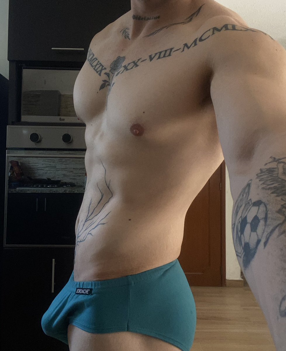 soyalexander97's tweet photo. INSTA: https://t.co/ZA6VL5lCev🔥🥵😈 https://t.co/LoupNnUhcv