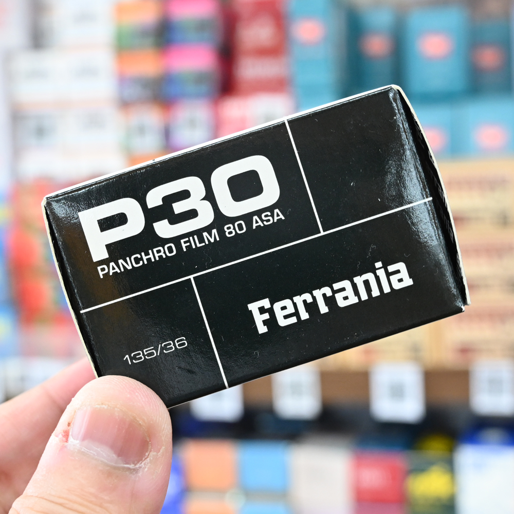 champcamera's tweet photo. #Ferrania P30 by #青葉台 店

イタリア Ferrania社の復刻版 #ISO80 #白黒ネガフィルム。
非常に滑らかな粒子と高いコントラストが特徴で迫力のある描写が楽しめます。
（作例ご提供：Gussan様）

#FerraniaP30 #FilmFerrania #白黒フィルム #横浜青葉台 #田園都市線
https://t.co/hLvCVW29Yr https://t.co/JotZN5ZWIB
