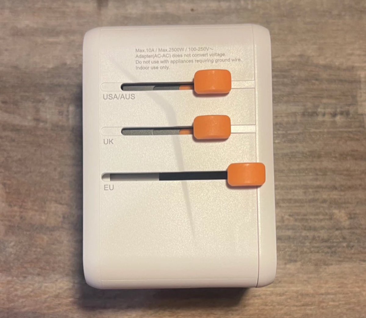 Catkatreview's tweet photo. ของต้องมี !!!

-TESSAN 3 Type C
-หัวแปลงปลั๊กไฟ Universal Travel Adapter
-ช่อง USB-C และ USB-A รุ่น 
สิ่งจำเป็นสำหรับการเดินทาง โคตรคุ้มมากก

#ของเด็ดแอปส้ม #ของเด็ดแอพส้ม #ของใช้ #ของใช้ในบ้าน 

https://t.co/CBlfW8Qu02 https://t.co/XupJkTEhLn