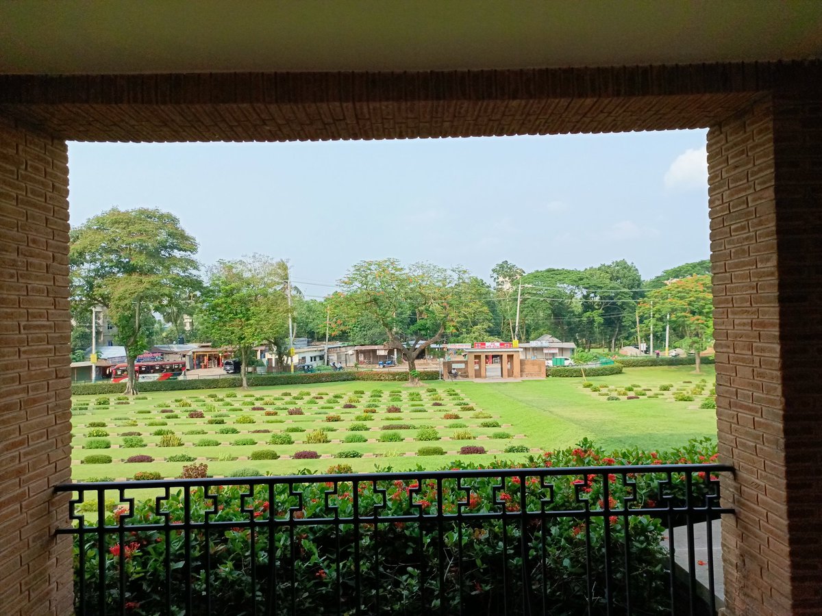 SabujRahim's tweet photo. Peace prevails here... 
Maynamati War Cemetery, Bangladesh 
@CWGC @AAPAComms @AmitBan57027323 @BSheeba21 https://t.co/PMw7wcT5vg