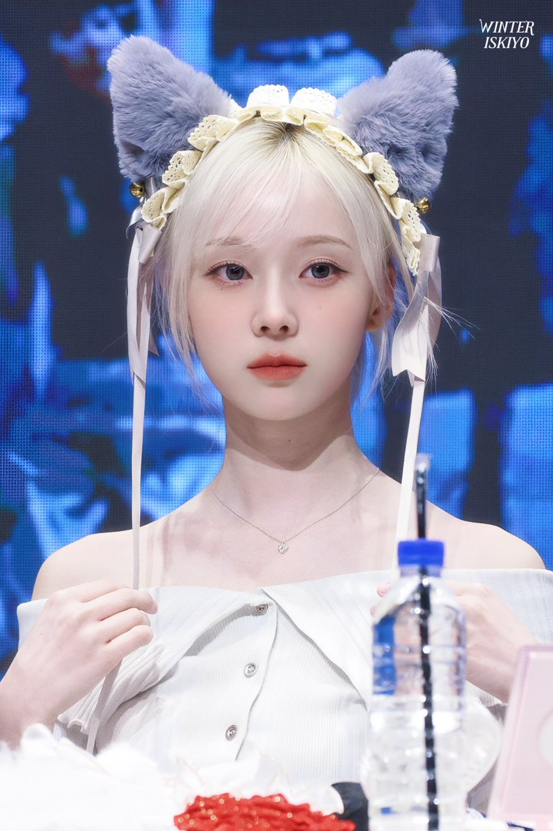 WINTERISKIYO's tweet photo. 240608🐈‍⬛🐾

#aespa #에스파 #WINTER #윈터 #金旼炡 #김민정 https://t.co/bUxyuxCFwb