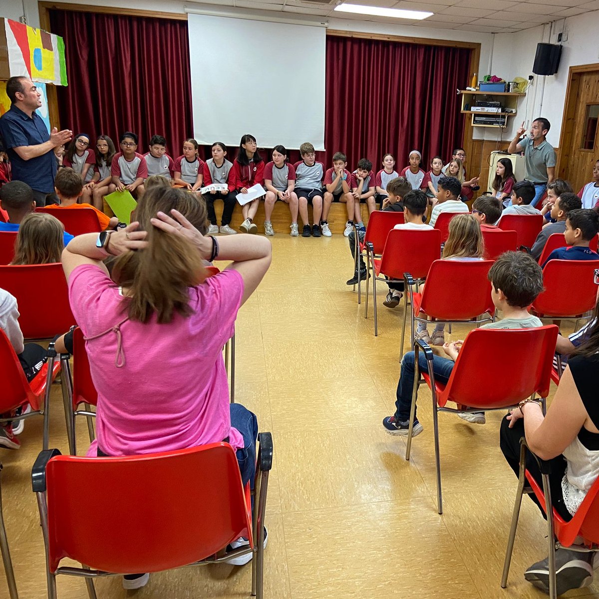 Vedruna Immaculada (@immavedruna) on Twitter photo Cloenda del projecte Art Integrat de la Sagrada Família.
Intercanvi entre el nostre #5èPRIM i l'alumnat de #2nPRIM de l'<a href="/escolataborbcn/">Escola Tabor</a> per mostrar-nos les diferents activitats relitzades dins del projecte.
<a href="/sagradafamilia/">La Sagrada Família</a> Cloenda del projecte Art Integrat de la Sagrada Família.
Intercanvi entre el nostre #5èPRIM i l'alumnat de #2nPRIM de l'<a href="/escolataborbcn/">Escola Tabor</a> per mostrar-nos les diferents activitats relitzades dins del projecte.
<a href="/sagradafamilia/">La Sagrada Família</a>