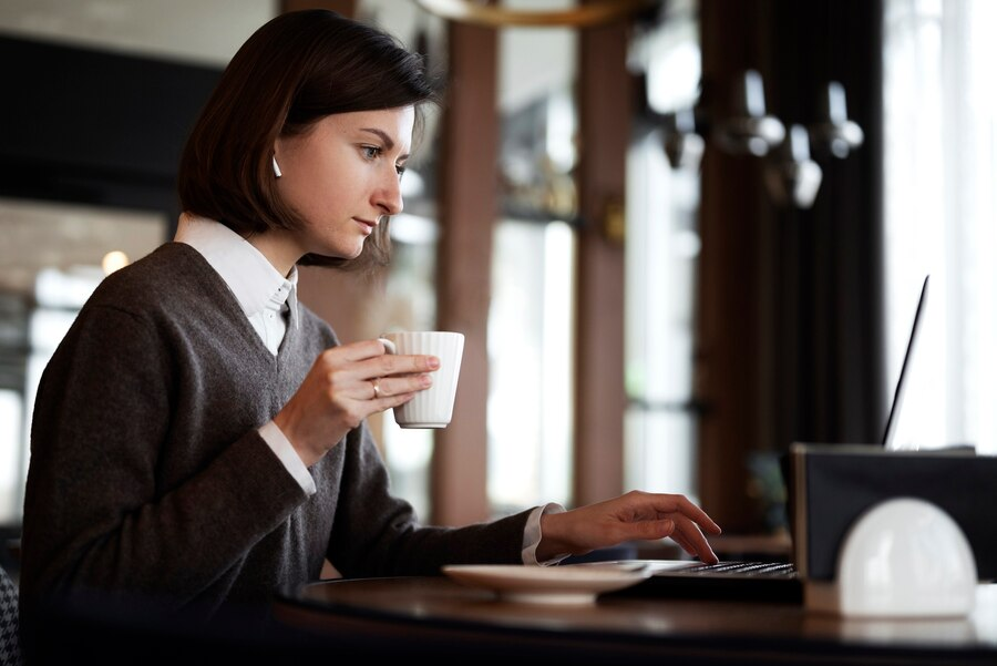 SalesmateIO's tweet photo. For every client who says, "we need this done by EOD", there's always a, "But first, I need my coffee."☕️
We deliver on our deadlines with or w̶i̶t̶h̶o̶u̶t̶ with caffeine.😄
#clients #employees #deadlines #coffeeboost https://t.co/EQKwkuQqvm