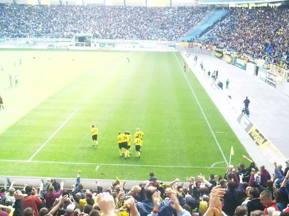 FreitalonTour's tweet photo. Bergfest..schönen Euch
Blast from the past..Leipziger Allerlei im Dosenbau. #sgd1953 #ftlot #away #leipzig #sachsen #liga3 #erinnerungen #einst https://t.co/wpGypKSUdb
