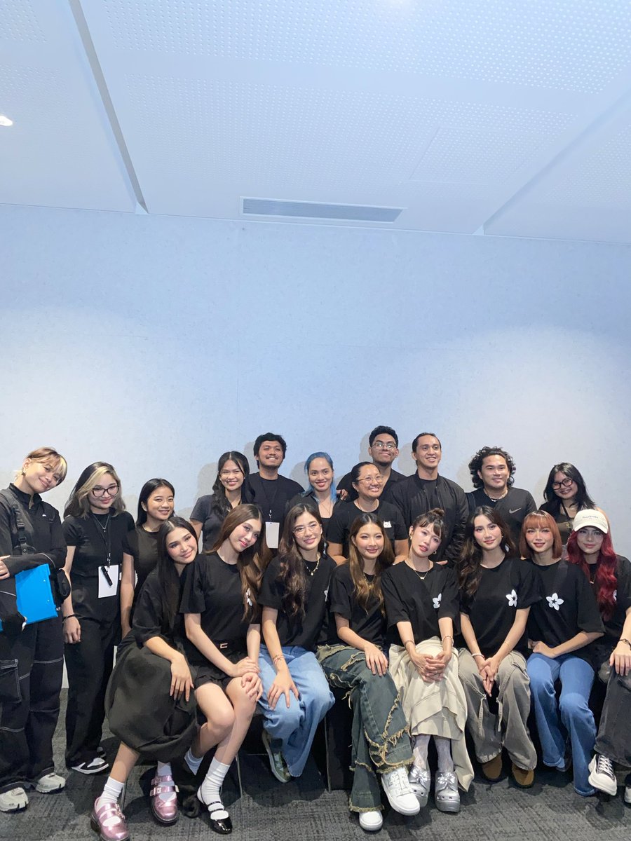 rlcry_'s tweet image. BEST EXPERIENCE 

#HappyBINIDay