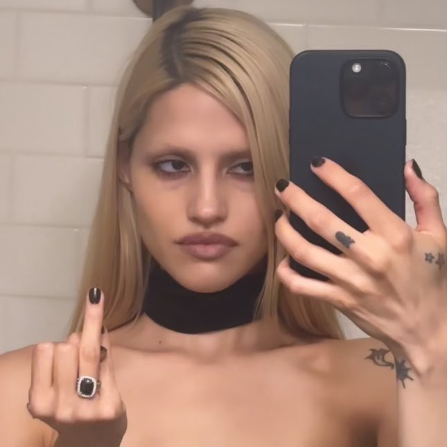 Rockstar boyfriends have rockstar girlfriends.