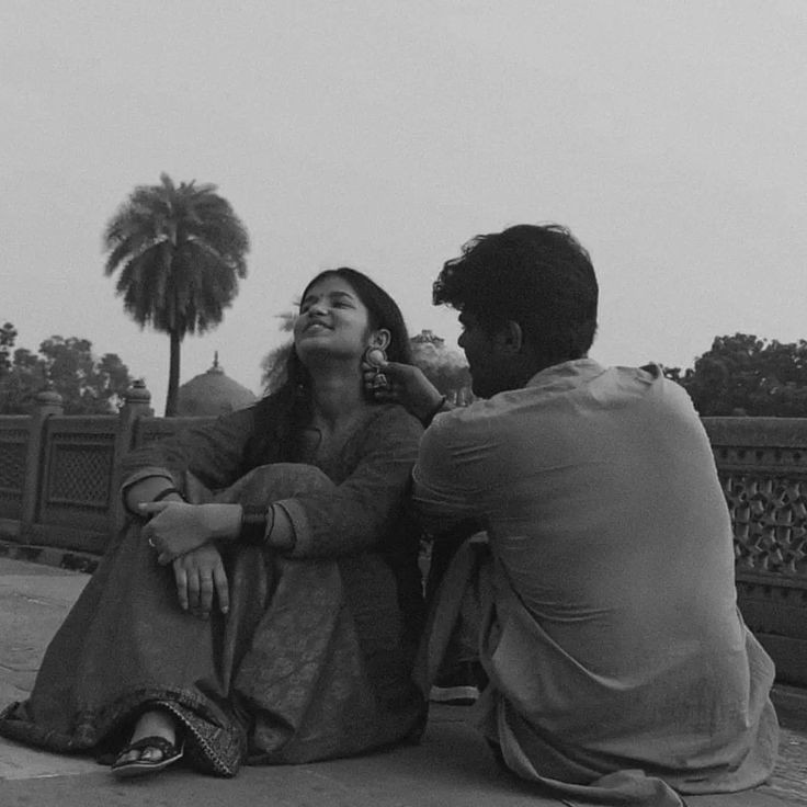 MdAlishan01's tweet photo. हम गांव के साधारण लड़के है,
हमें अदाएं कम मर्यादाए ज्यादा पसंद है..! ❤️ https://t.co/Hn3wVyaxl0
