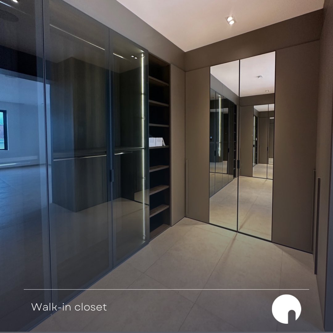 WeAreWisecom's tweet photo. For physical viewing and more information, please contact Wisecom on:
WhatsApp: https://t.co/0I8IFCrR6V
Mobile: +2348097370052, 08036304500
Website: https://t.co/dsbVTlvhf2
.
#realestate #bananaislandlagos #ikoyilagos #islandproperty #ikoyi #bananaislandhomes #bananaisland https://t.co/FsWNYjjrEh