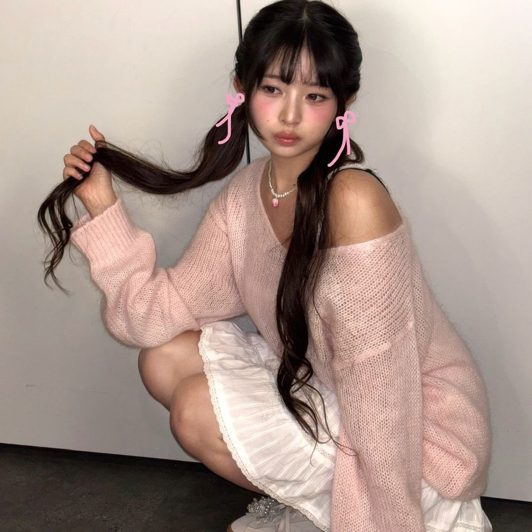 rei pics tweet media