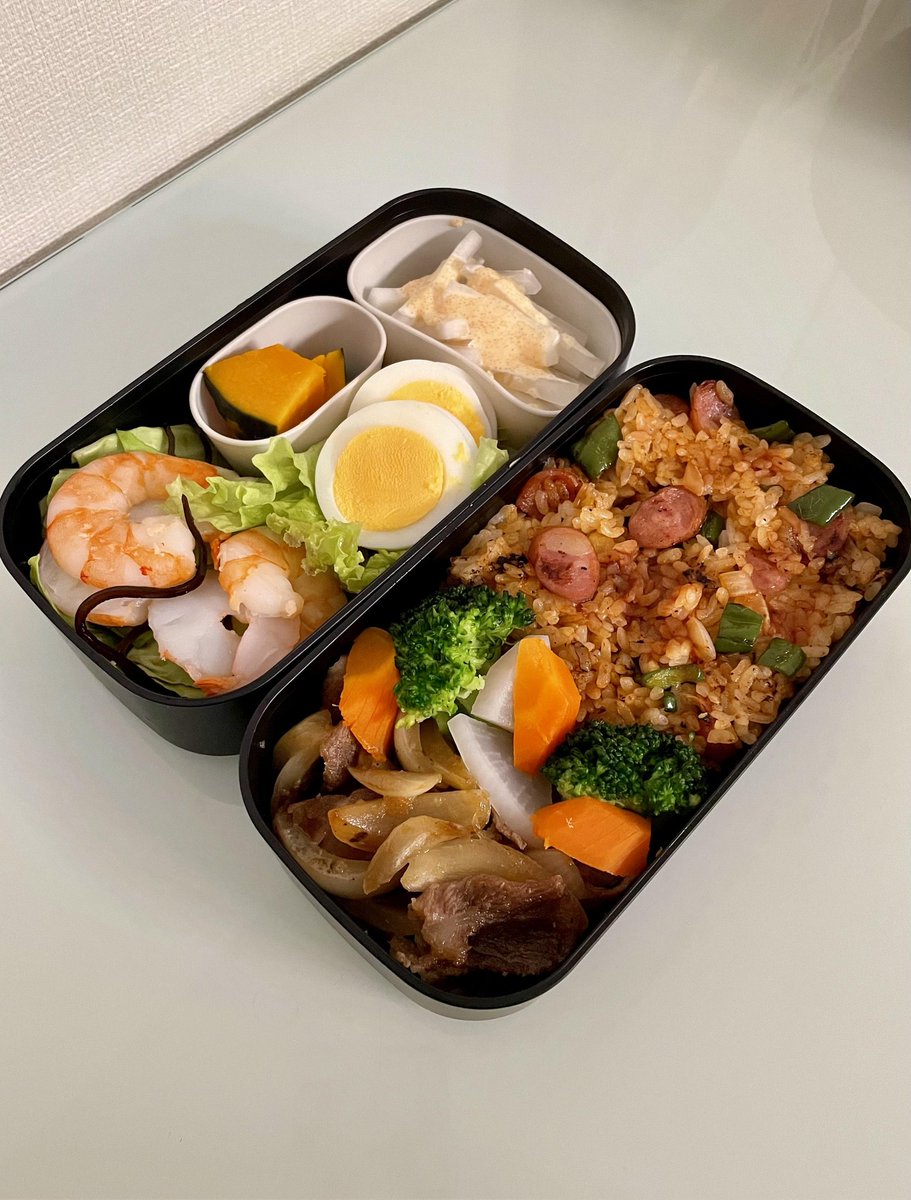 eatdrink75's tweet photo. 🍚 🌾 🍛 The best lunch in the world is a bento box prepared with mommy love. Am I right?

#Japanesefood #bento #bentobox #lunchbox #obento #lunch #instafood #homemade #delicious #foodporn #yummy #foodie #bentoart #homecooking #MomsCooking https://t.co/bApkXkBUlh
