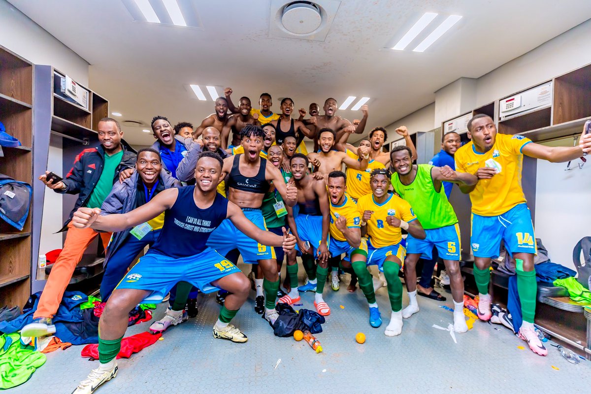 nirere_claude's tweet photo. Ikipe y'Igihugu y'u Rwanda, #AmavubiStars birashoboka ko yajya mu Gikombe cy'Isi 2026? #Amasomo atanu umukino wa Lesotho wasize! @FERWAFA
https://t.co/Tfj2CdrzeR https://t.co/9LFrCtn1Qp