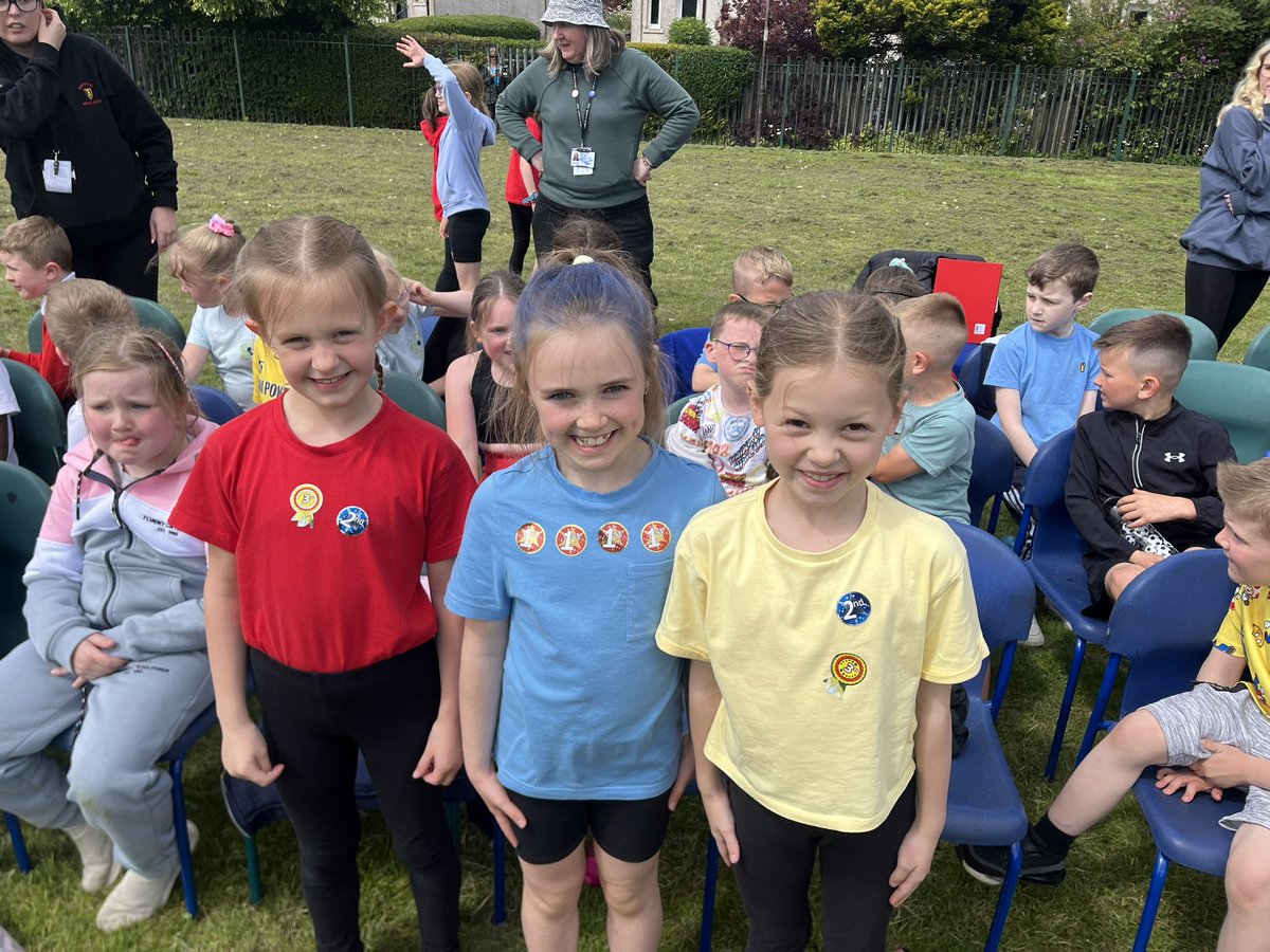BPSMrsKedslie's tweet photo. Well done to all of the P3 winners! 🥇 🥈 🥉 @BPSMissDivers https://t.co/VDs6zBm7xO