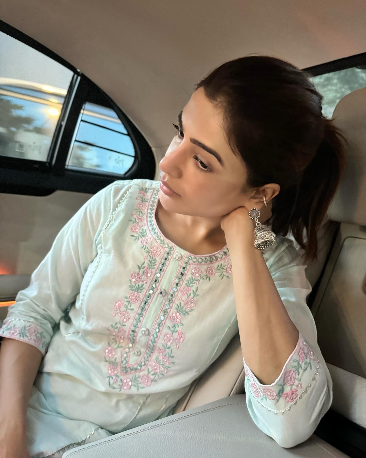 GP2pJ1nbIAA3Mlo?format=jpg&name=large