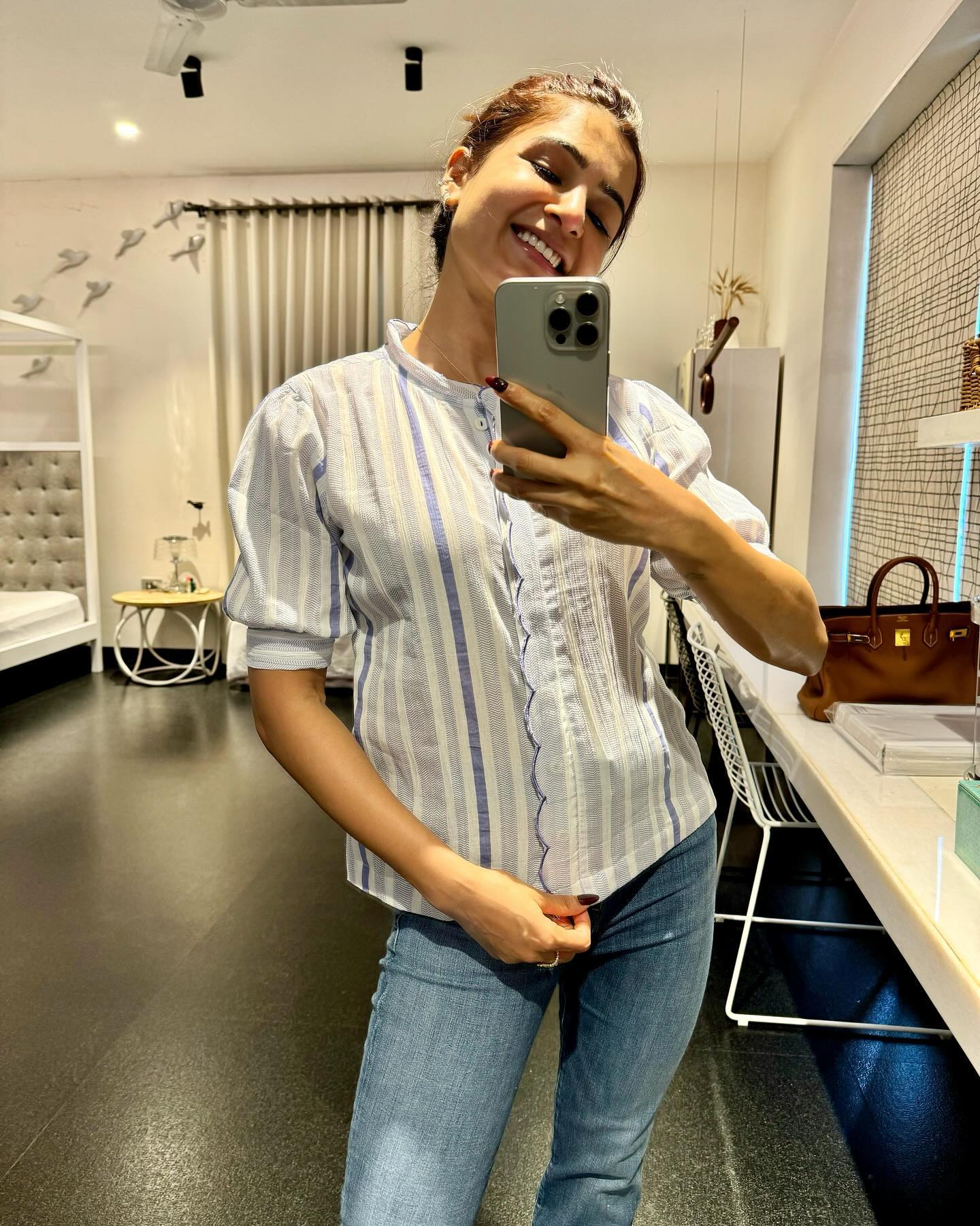 GP2pJ8wa8AAikp9?format=jpg&name=large