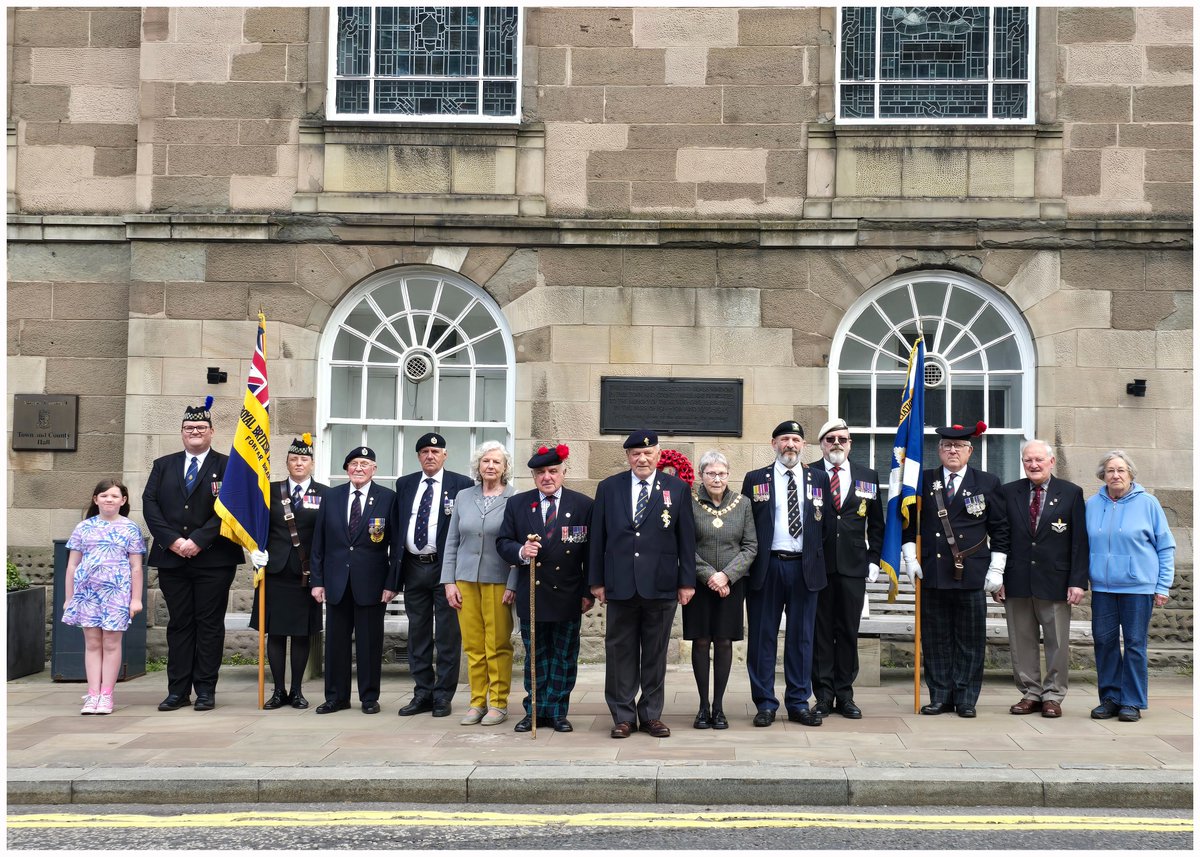 rblsforfar's tweet photo. A short wreath laying ceremony was held at Forfar Cross on 9th June to remember all those involved in D-Day, 6th June 1944 #DDay80th A full article can be found on our website https://t.co/4rq9wUaNRN including more pictures. #WeWillRememberThem #LestWeForget https://t.co/HIxHoy8UJ8
