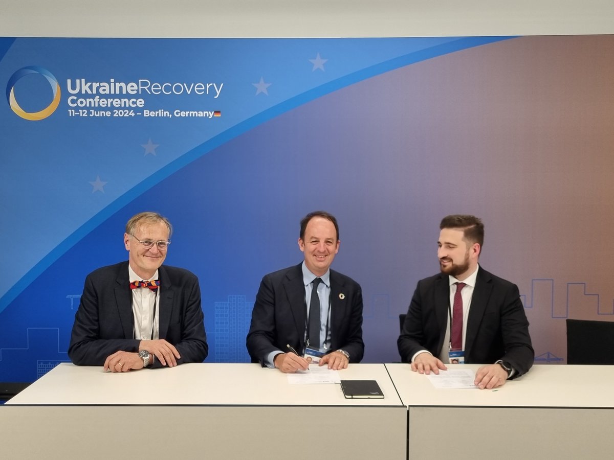 jeanvanwetter's tweet photo. Getting concrete at the Ukraine Recovery Conference in #Berlin where we signed yesterday our first MoU with the Ministry of Education and Science, finalized our agreement with the Ministry of Health and joined the Skills Alliance for Ukraine #enablingchange #URC2024 https://t.co/6mTwjfkorU
