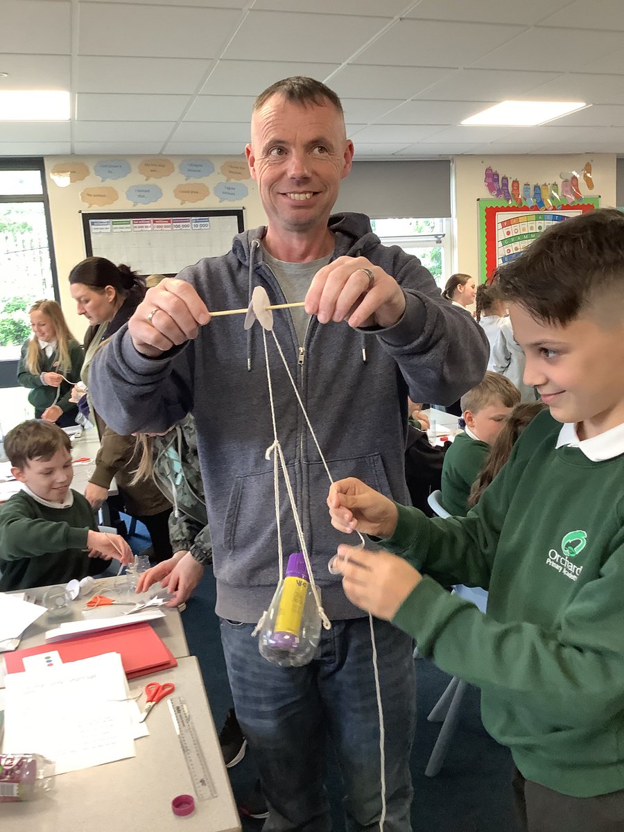 SOrchardpa's tweet photo. We had lots of visitors for our foundation stay and learn session yesterday afternoon where we made pulleys designed to perform a job. Thank you all for coming and helping the children make theirs πβοΈ @OrchardPrimaryA @TeamPastoral #ScienceatOrchard https://t.co/jpwJYkEg8t