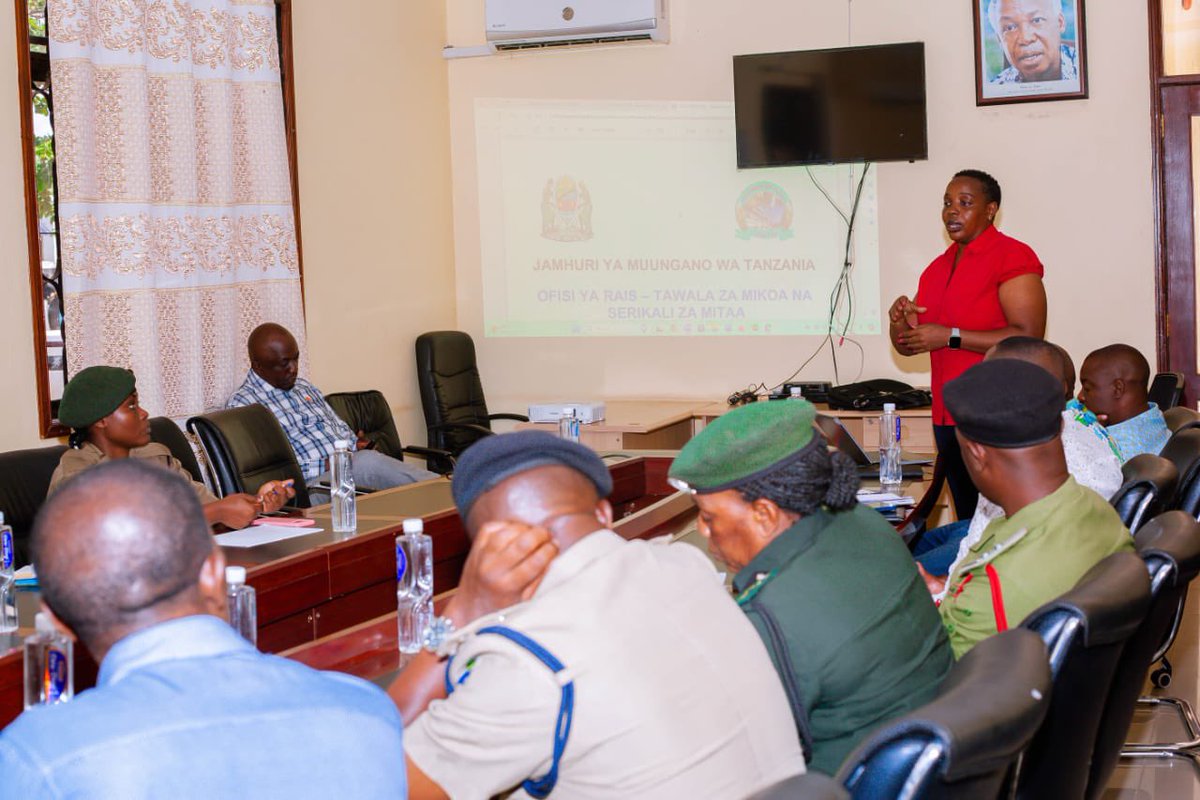 CAN_Tanzania's tweet photo. To enhance community resilience to recurring disasters, @CAN_Tanzania has collaborated with @TZWaziriMkuu and local committees in Ifakara and Morogoro Municipal to develop #DisasterPreparedness plans as part of the implementation of the #NDMS 2022-2027
@StartNetwork @ActionaidTz https://t.co/ijvvvl6DTL
