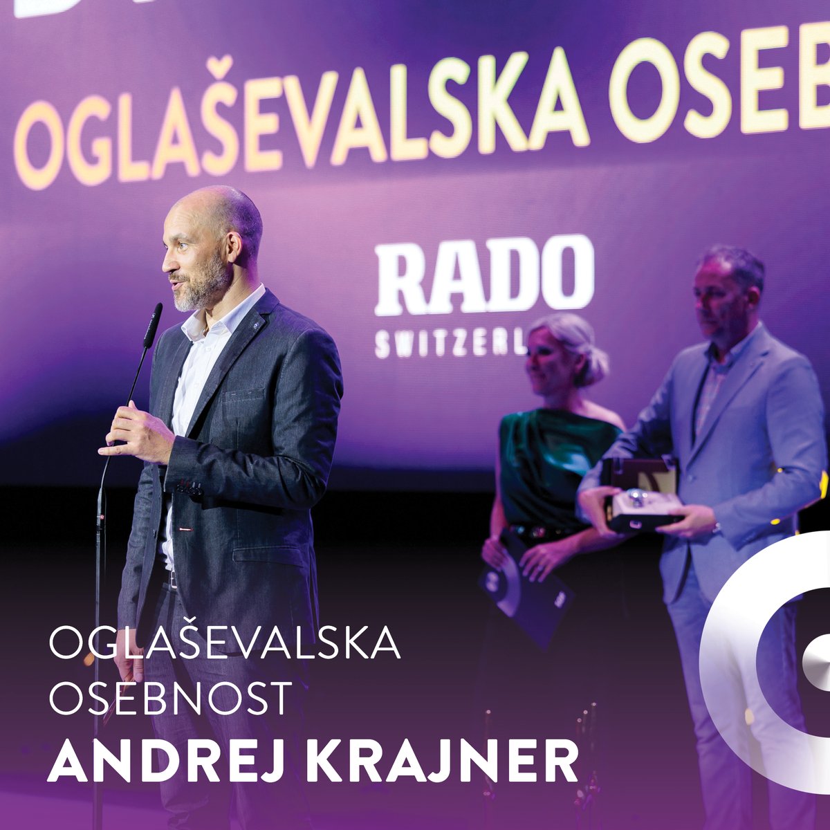 festivalSOF's tweet photo. Stanovsko nagrado, ki jo podeljuje Upravni odbor @soz_si bodisi za izjemen dosežek, bodisi za kontinuiran prispevek k razvoju slovenske oglaševalske stroke, prejme Andrej Krajner, direktor blagovne znamke in komuniciranja v NLB skupini. Čestitke! 👏 https://t.co/abSpSwaRQ9