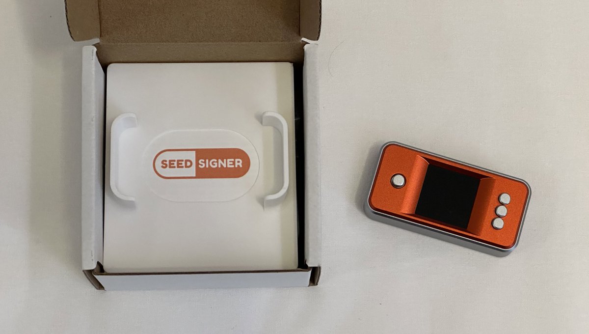 SeedSigner tweet media