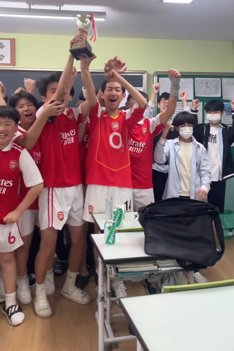 rizyeeee's tweet photo. インスタにえぐい動画出てきた https://t.co/M10ixbV73W
