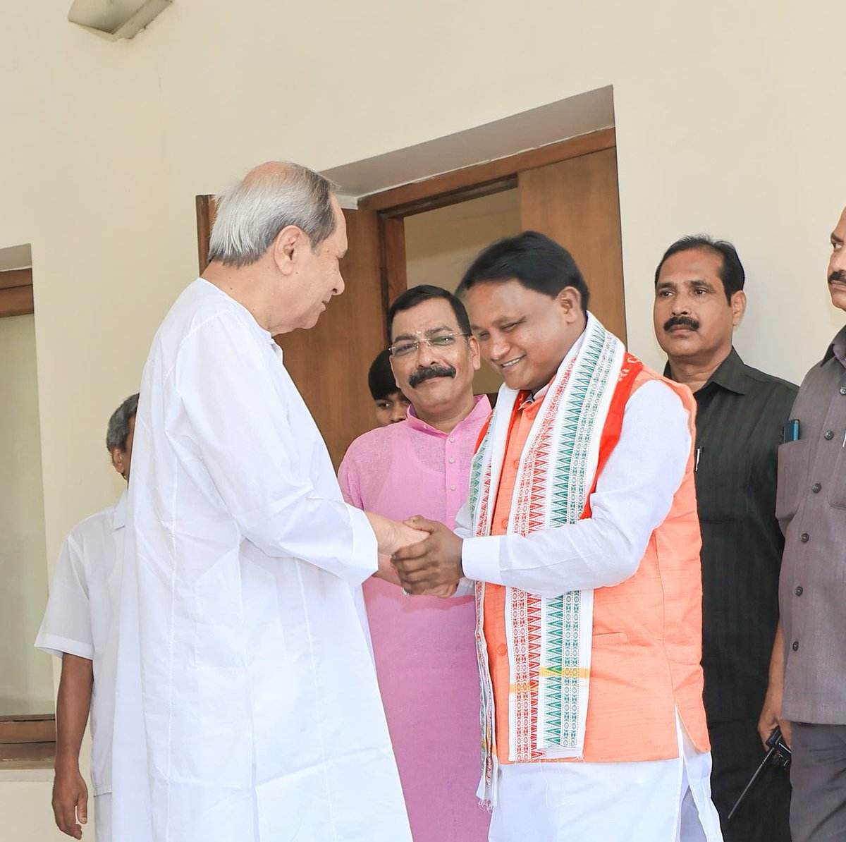 Mr Sinha tweet media