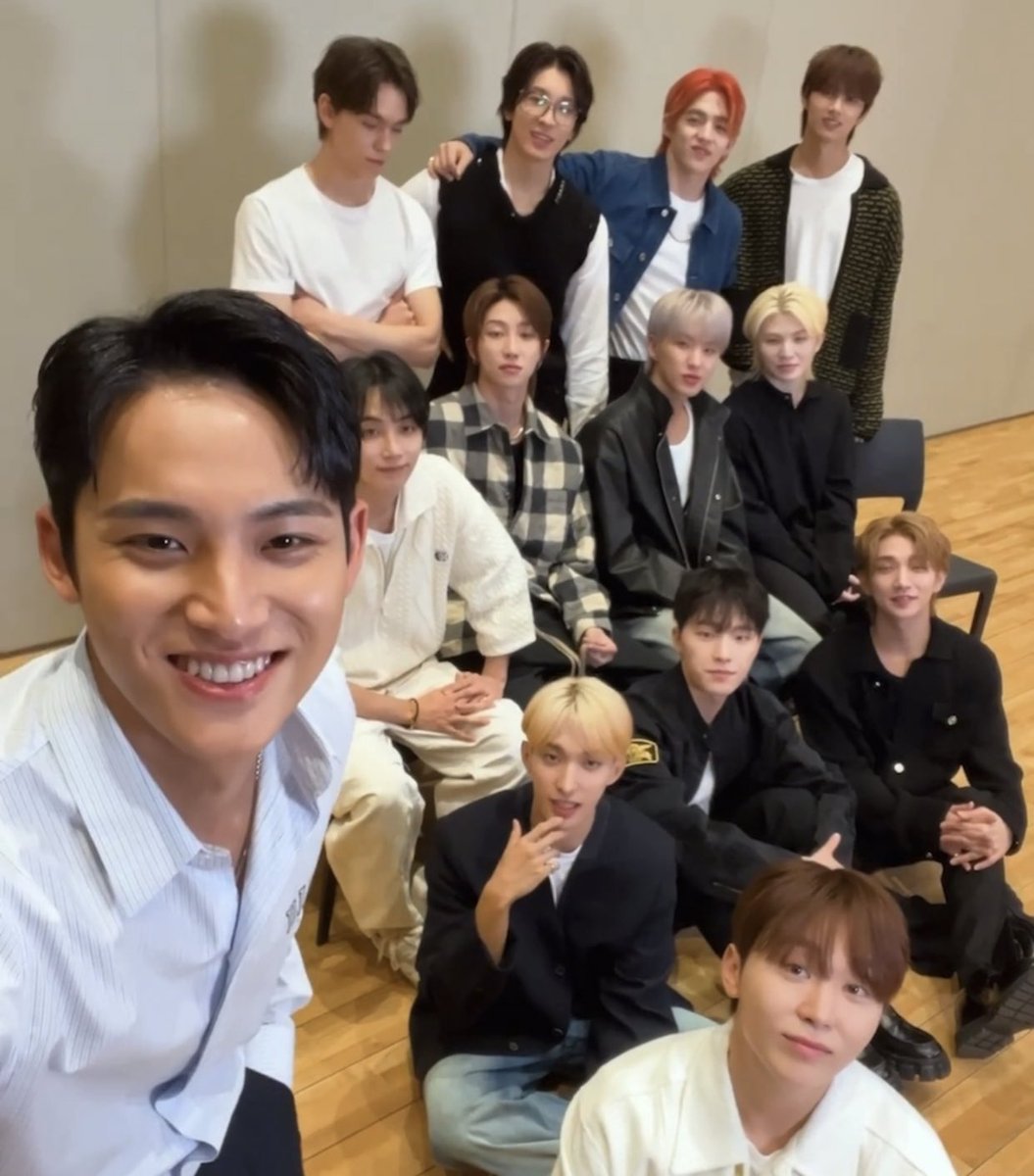 sounds_of_cheol's tweet photo. ot13 🤎 https://t.co/pNMzS1o84m