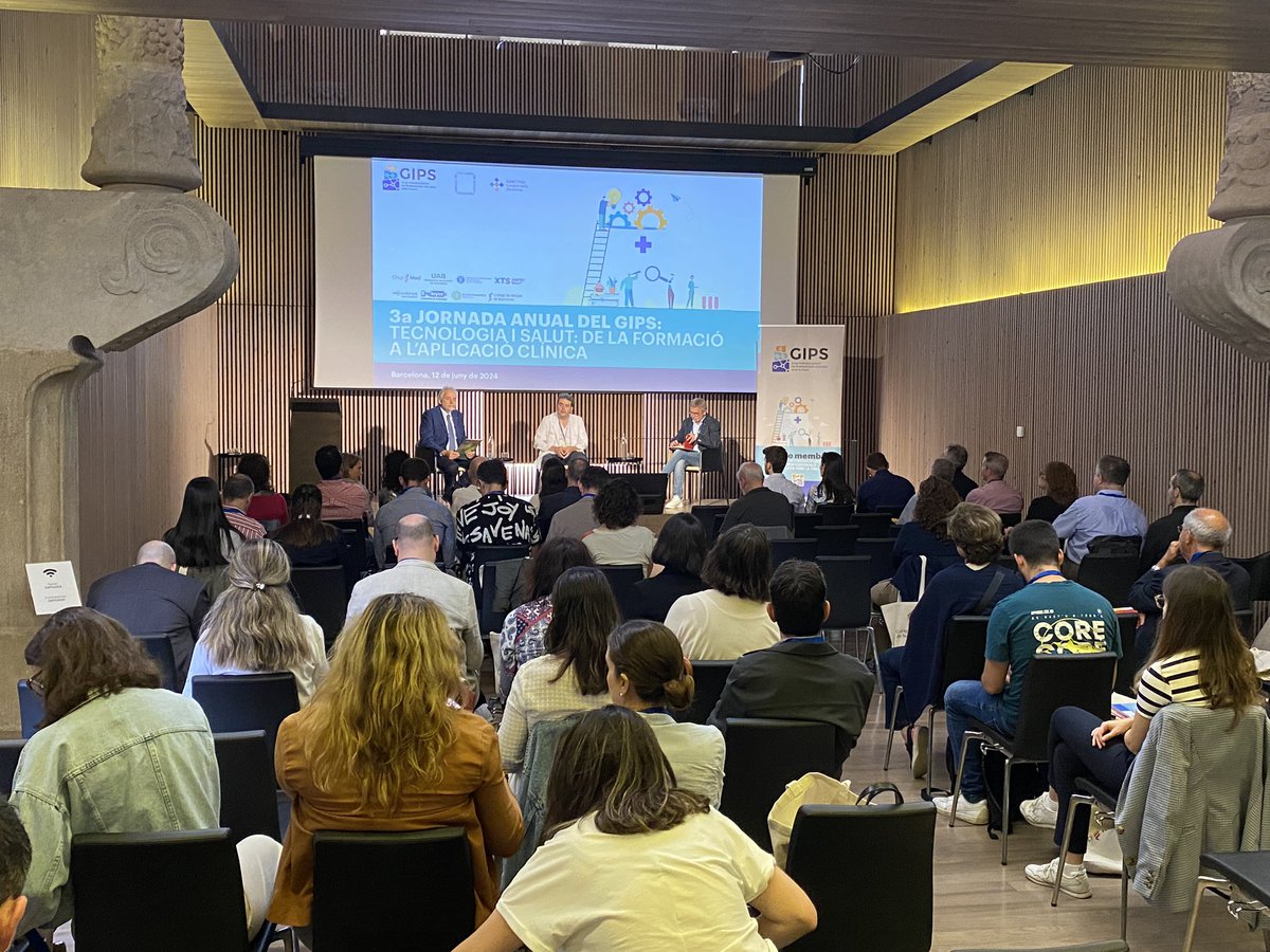 gips_2024's tweet photo. 🙋‍♂️Avui som a la sala Francesc Cambó del Recinte Modernista de l'@HospitalSantPau per celebrar la 3a Jornada Anual del #GIPS! Parlarem de tecnologia i salut i de com es passa de la formació a l'aplicació clínica 📚➡️🩺

Benvinguts/des! 👋 https://t.co/ZfN2pdaNle