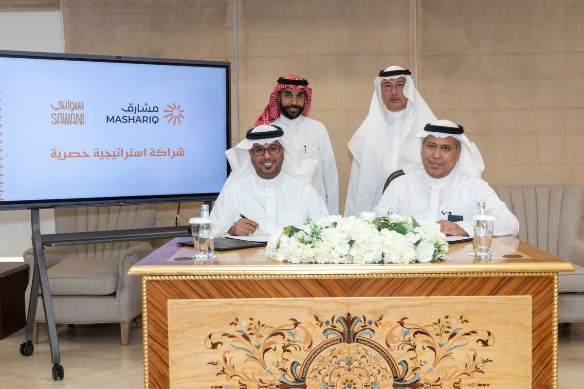 We are pleased to sign a partnership with #Sawani One of the #PIF Companies, with the aim of spreading the Kingdom's culture and promoting camel culture through the initiative of offering camel milk Nouq to pilgrims as a gift from Mashariq
 
#Hajj1445 | #Ease_and_Tranquility