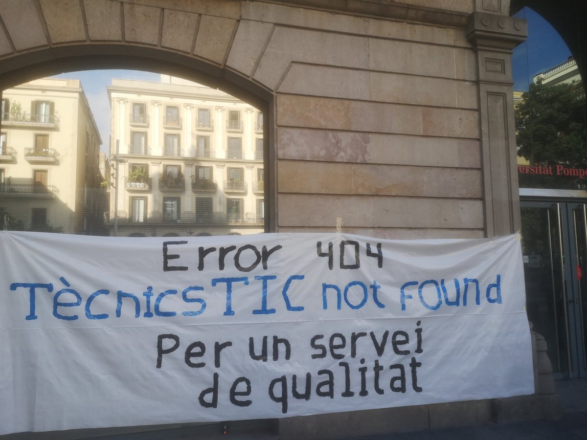 fde_upf's tweet photo. ‼️Estem donant suport als Tècnics i Tècniques TIC que demanen més personal per garantir un servei de qualitat per tots els estudiants!!

La UPF no vol augmentar partides pressupostàries per garantir un bon funcionament del servei

🚩Estudiants i treballadors, units i endavant! https://t.co/4Zxt93Cx8u