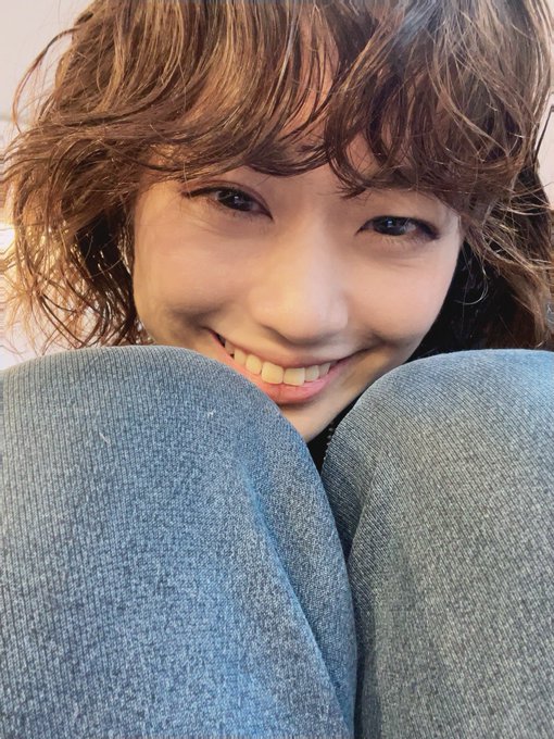 昨日のお知らせに「行くよ〜！」とか拡散とかいろいろありがとうございます！ 少しずつお知らせ出していきます✨  私も安枝組に会えたら最終日まで頑張れる気がする〜🫡 準備もがんばる〜！！ https://t
