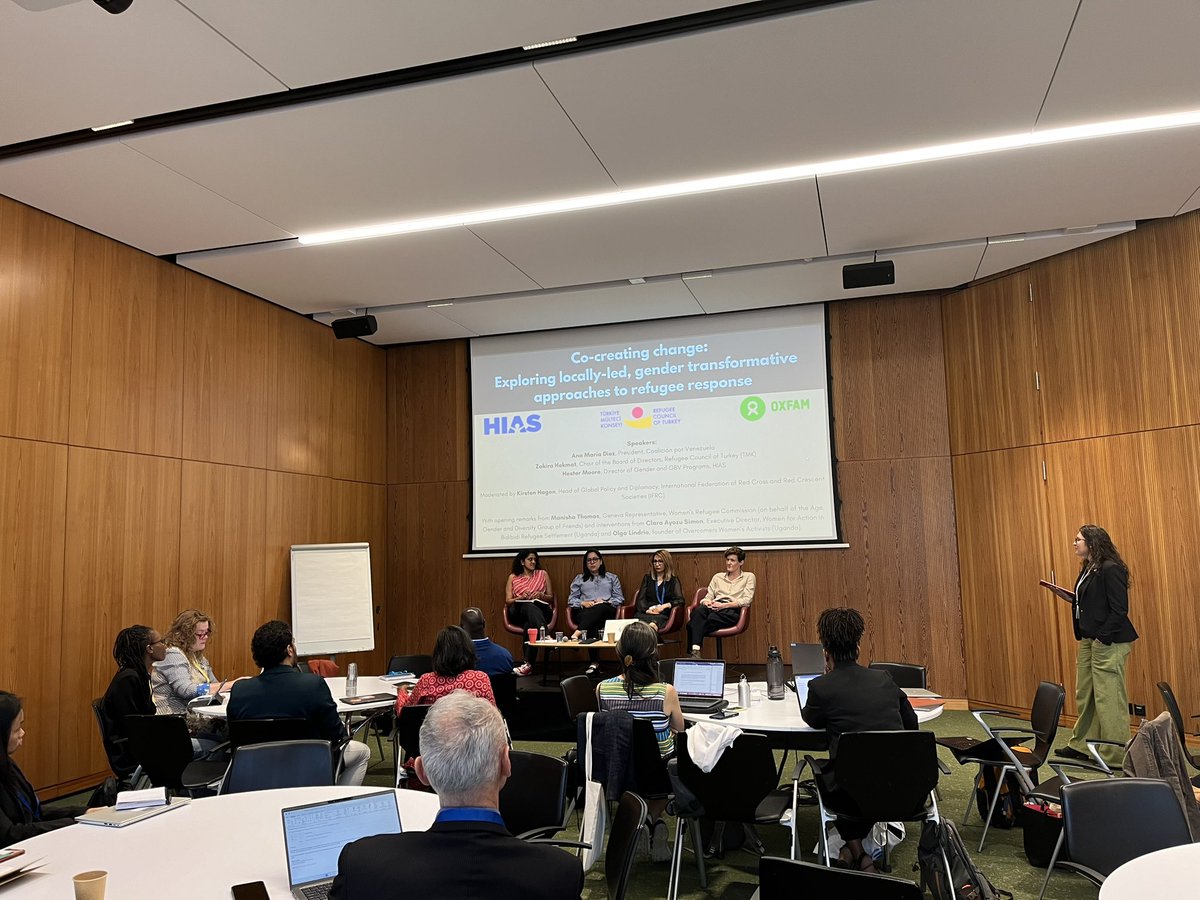 Hannah C tweet media