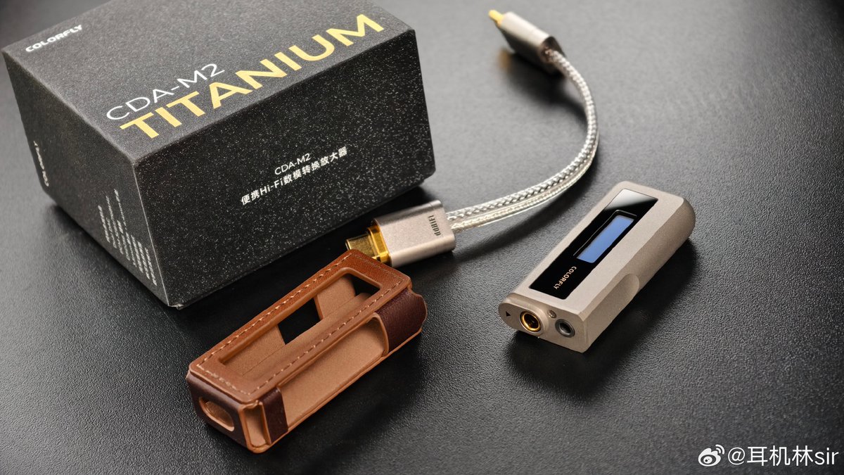 ddhifi_com's tweet image. What makes a really good accessory product is that it should complement the product it's paired with, both in appearance and in use. 😎

#ddHiFi #LeatherCase #Colorfly #CDAM2 #ProtectiveCase #OTGCable #TC09S