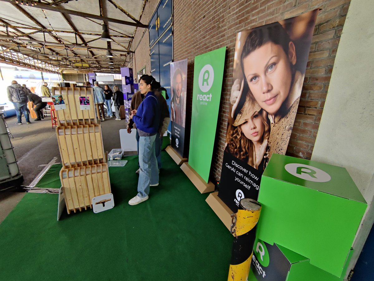 imregmelig's tweet image. And we're online! @Drupaljam
Come and make that kick ass #AI selfie and have fun today! #Drupaljam #Drupal 
@react_online