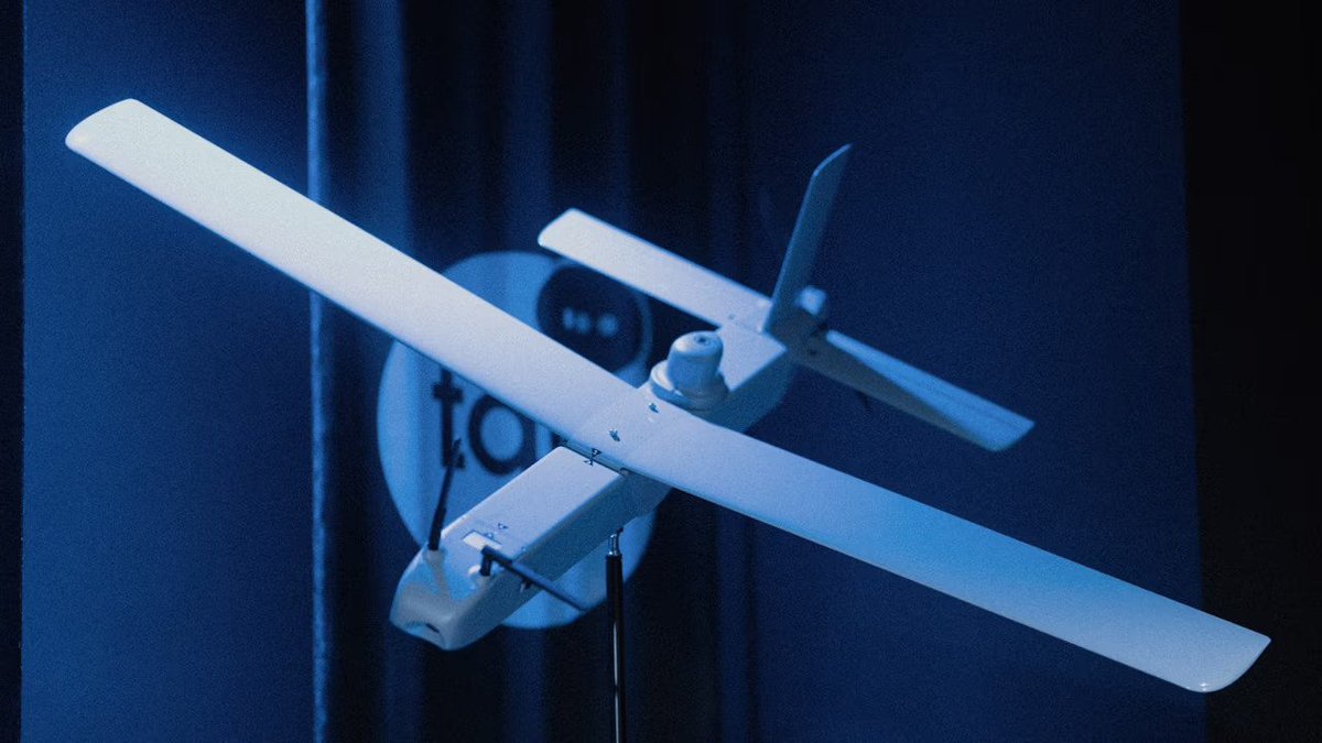CUAS_NEWS's tweet photo. Lithuania's Unmanned Defense Systems (UDS) raised β¬3.2M to scale it's UAVs & AI-based swarm integrations with Battlefield Management System (BMS). Learn more: https://t.co/uGjIYB5o30
#drones #loiteringmunition #defencetech #AI #counterswarm
@tech_eu https://t.co/fy6r53QYBf