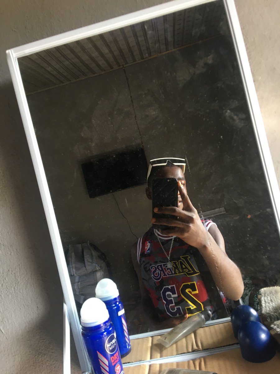 IamVCKIESGOLD's tweet photo. ya guy set for his birthday 🎂 outing 😎 #fypシ゚viralシ https://t.co/uOaxoM3gzM
