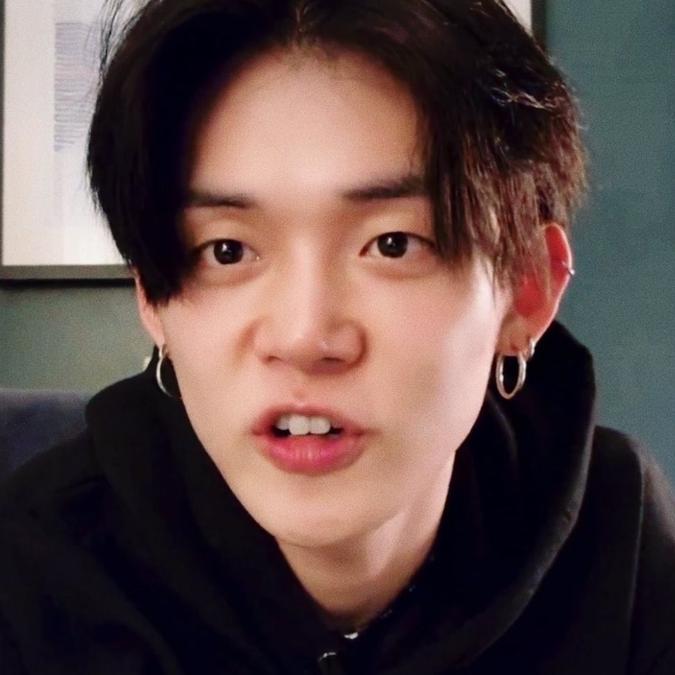 이빨이 두개 .. 뿐입니다
